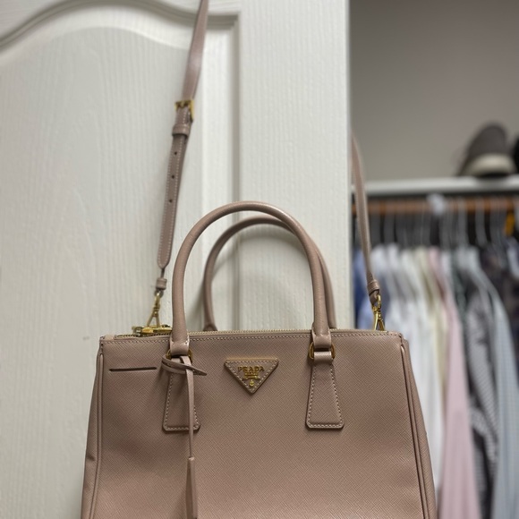 Prada Saffiano Tote - Picture 7 of 9